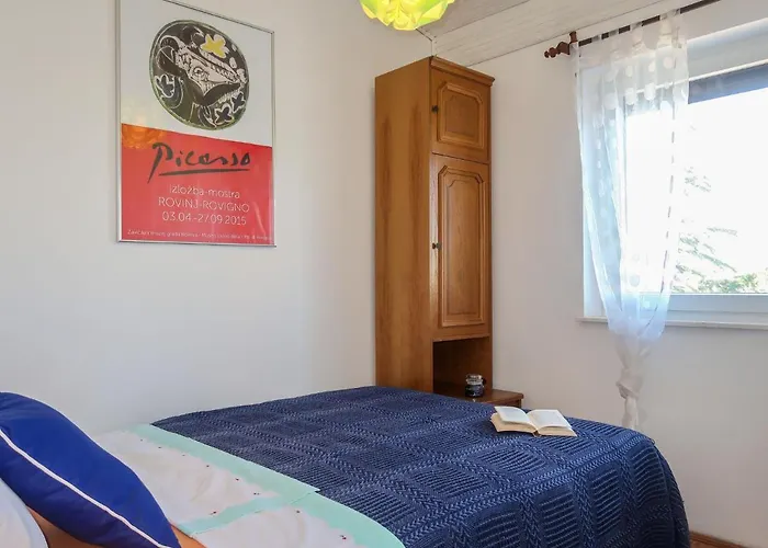 Popara By Interhome *