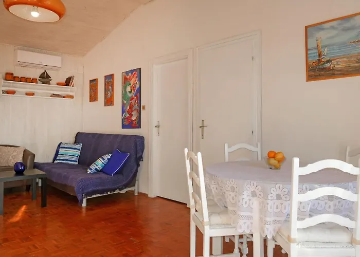 Lejlighed Popara By Interhome